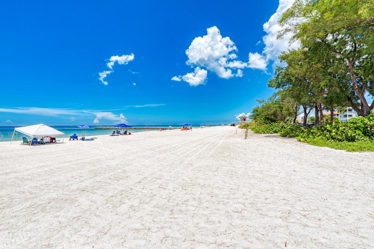 Ami Lighthouse Cottage-One Minute Walk To The Beach-Keyless Locks Bradenton Beach Exterior photo